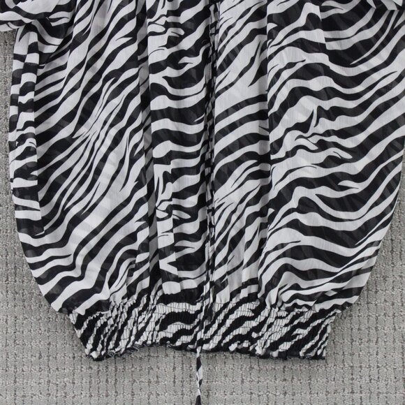 isabella Rodriguez Blouse Top Women XL Multicolor Short Sleeve Zebra Pattern NWT - Picture 4 of 9